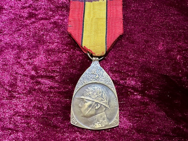 Ref: XXX - WW1 Belgian War Medal.